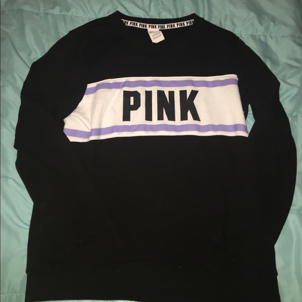 Pink crew neck sweatshirt