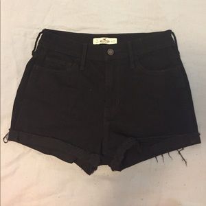 Black high waisted Hollister shorts