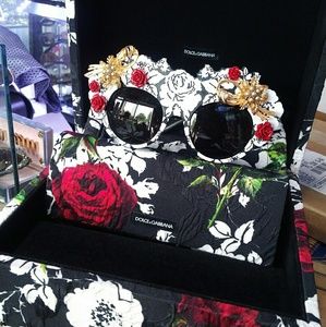 Runway Style Limited Edition Mama's Brocade