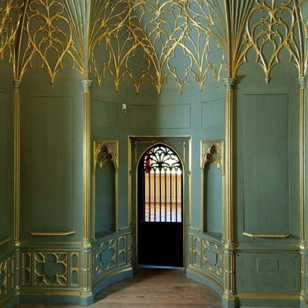 Meet your Posher, Belle