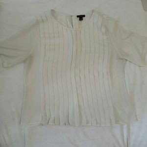 Ann Taylor pleated top size MP