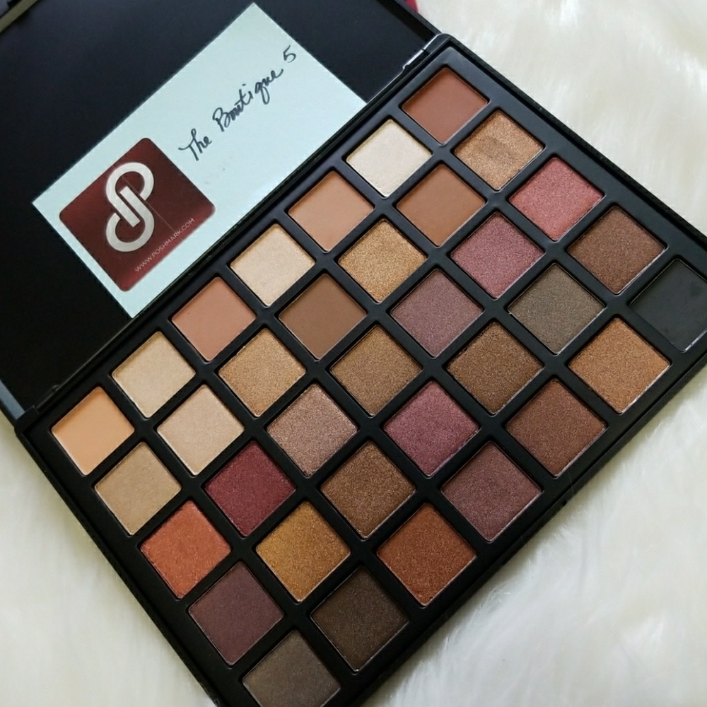 35 COLOR PRO PALETTE "ANASTASIA"