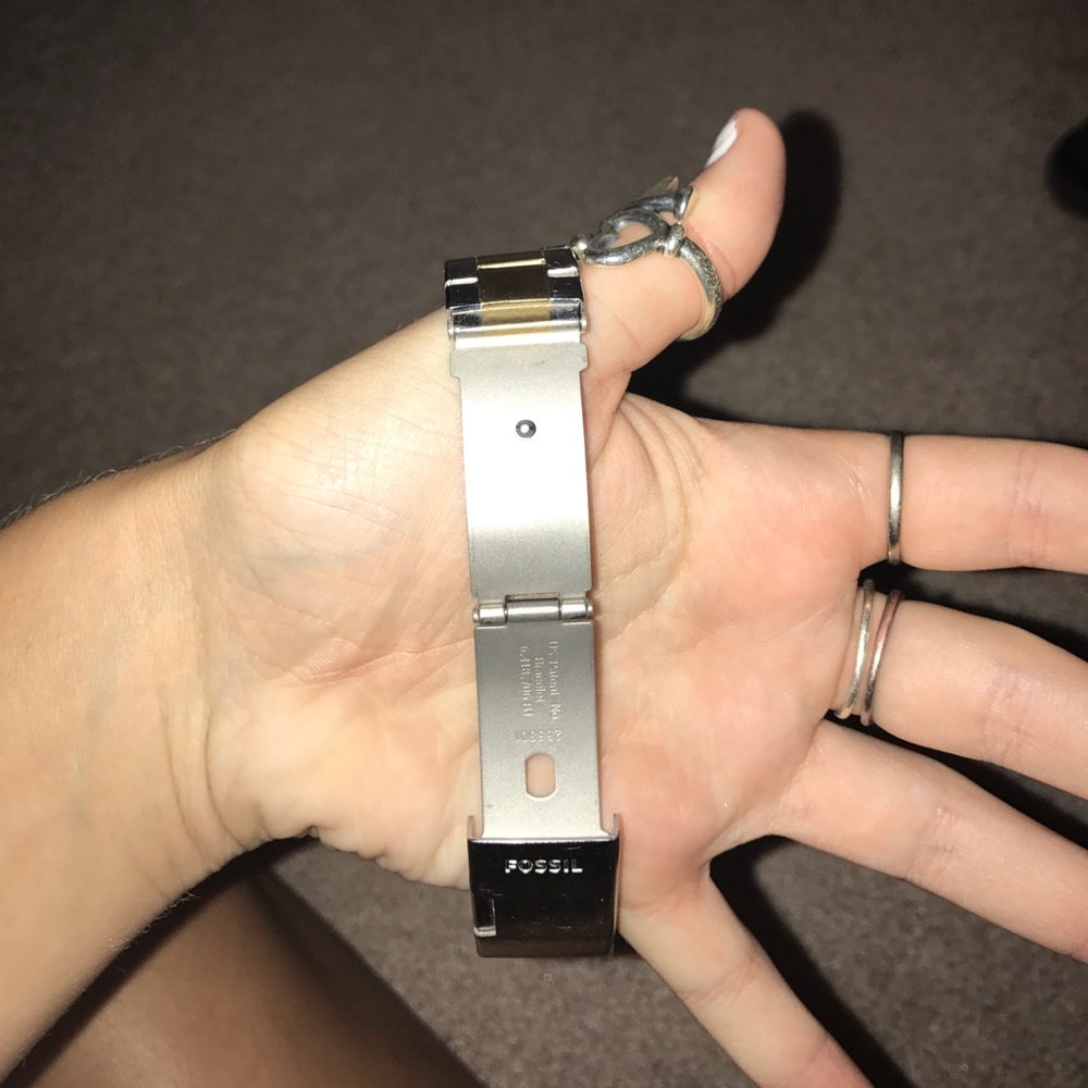 FOSSIL WATCH - Picture 2 of 4