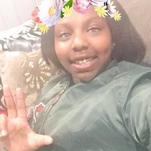 Meet your Posher, Keemya