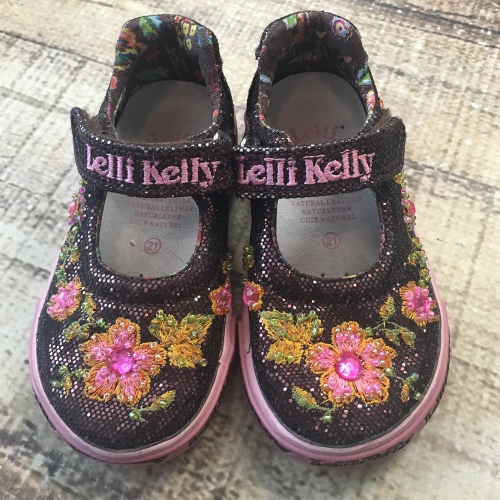 Size 21 brown sparkle Lelli Kelly shoes