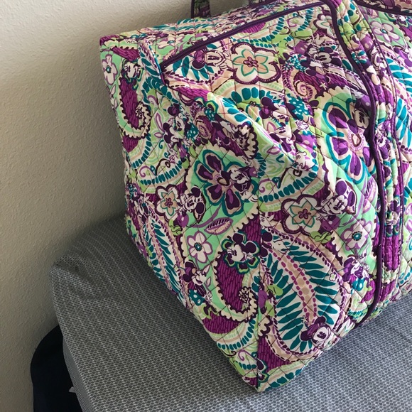 26 off Vera Bradley Handbags 🌸VERA BRADLEY🌸 DISNEY LARGE DUFFLE BAG