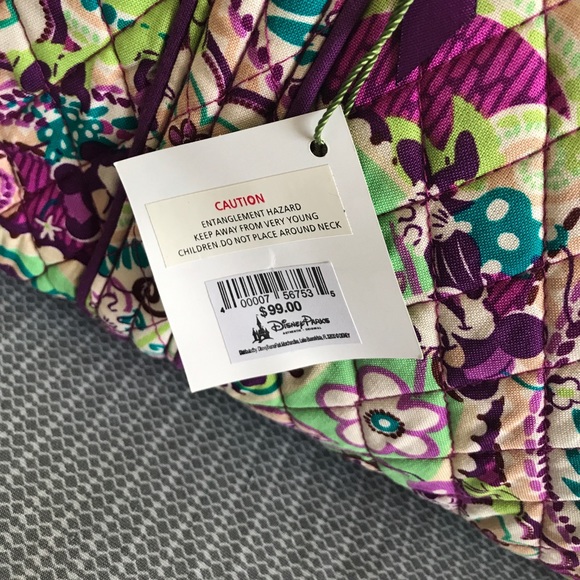 26 off Vera Bradley Handbags 🌸VERA BRADLEY🌸 DISNEY LARGE DUFFLE BAG