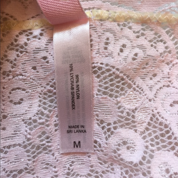 🔻 {Victoria's Secret} old school pink bralette - Picture 6 of 8