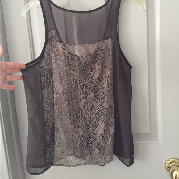 Lush lace tank - Picture 4 of 4