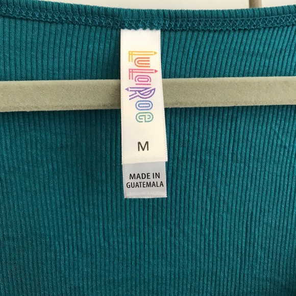 LuLaRoe Classic Tee - Picture 2 of 3