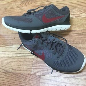Nike Flex Runs