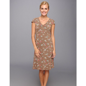Horny Toad cap sleeve gathered v-neck dress.