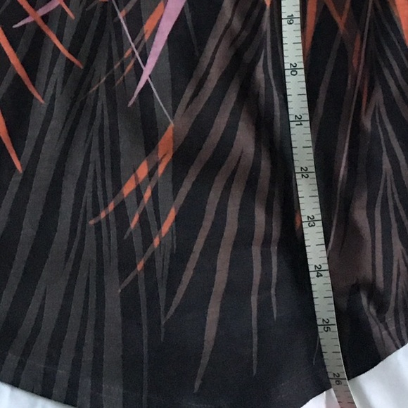 ✨2/$14 Rock & Republic short sleeve top - Picture 6 of 6