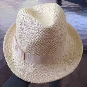Banana republic fedora hat