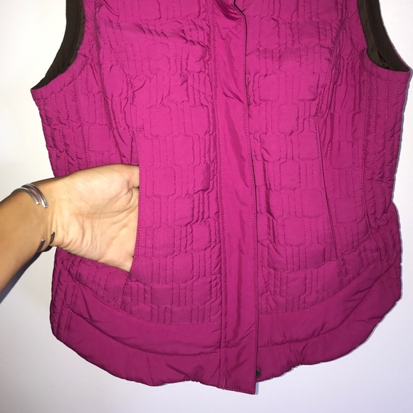 Nike Magenta Vest With Faux Fur Collar Trim - Picture 7 of 8