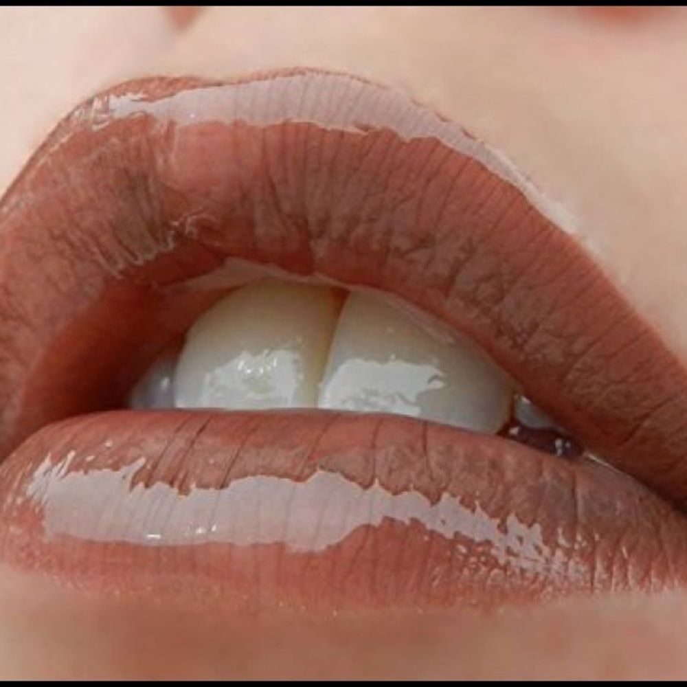 Nude LipSense Long-Lasting Liquid Lip Color