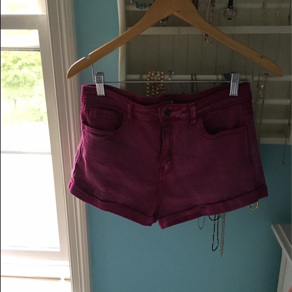 ✨HUGE DISCOUNT✨Magenta high wiasted shorts