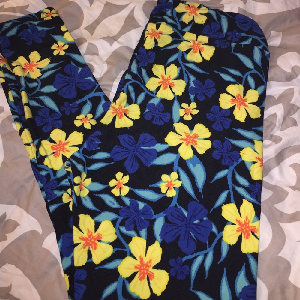 LuLaRoe tc leggings *final discount* MOVING SALE*