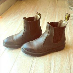Dr martens chelsea boots great condition