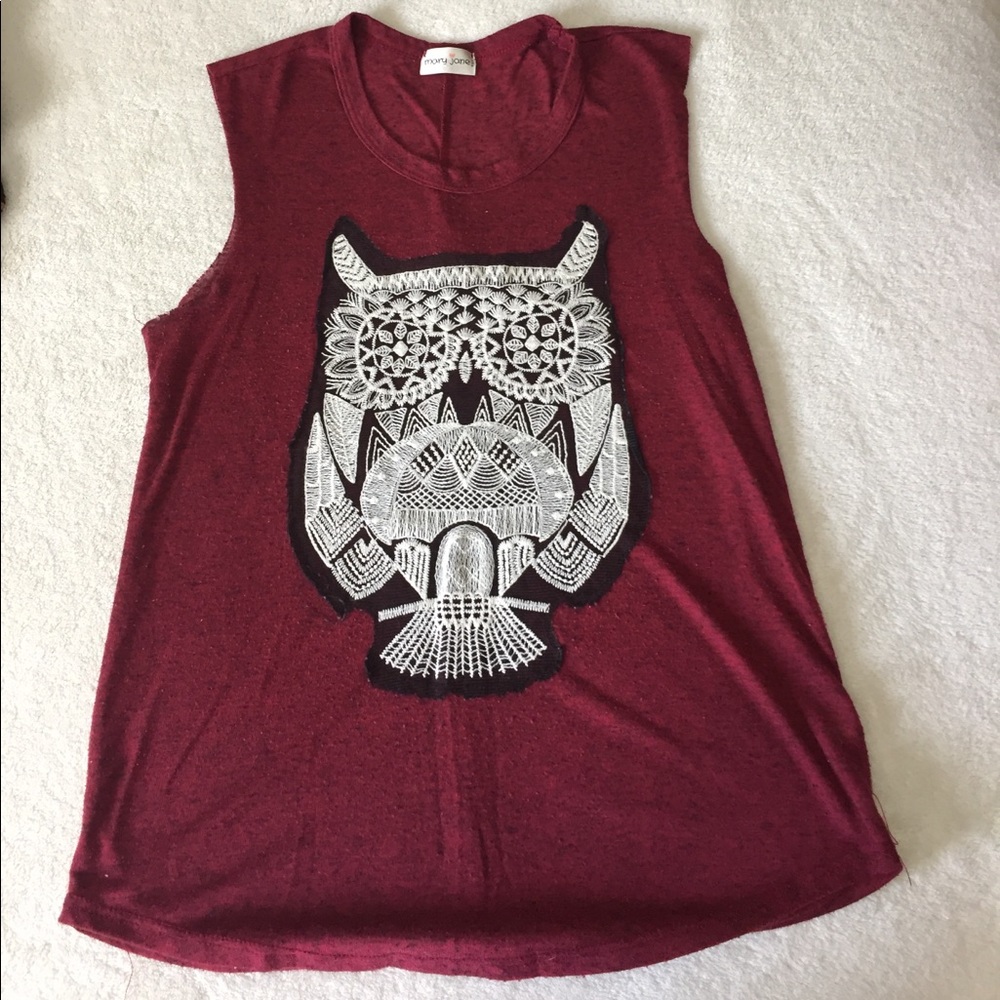 Burgundy owl tee