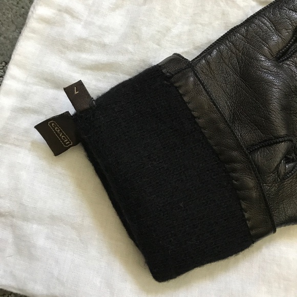 Coach leather gloves - Picture 3 of 3