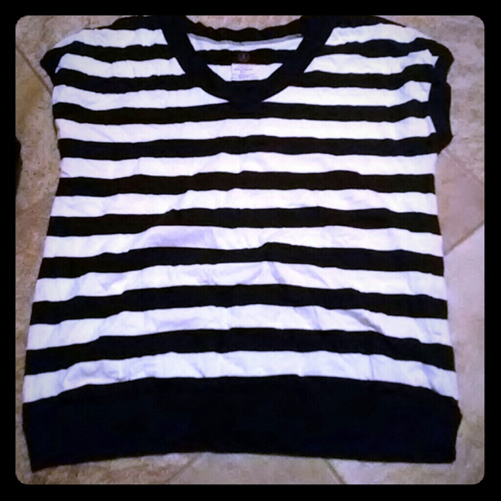 Black and white stripe shirt