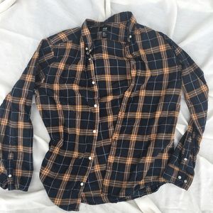 H&M Flannel Pre-Owned in mint condition