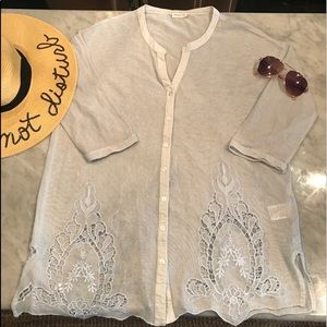 ⚡️FLASH SALE ⚡️ Anthropologie Meadow Rue Top 🌻