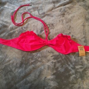 Bathing suit top with ruffle detail