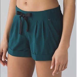 Lululemon Spring Break Away Shorts