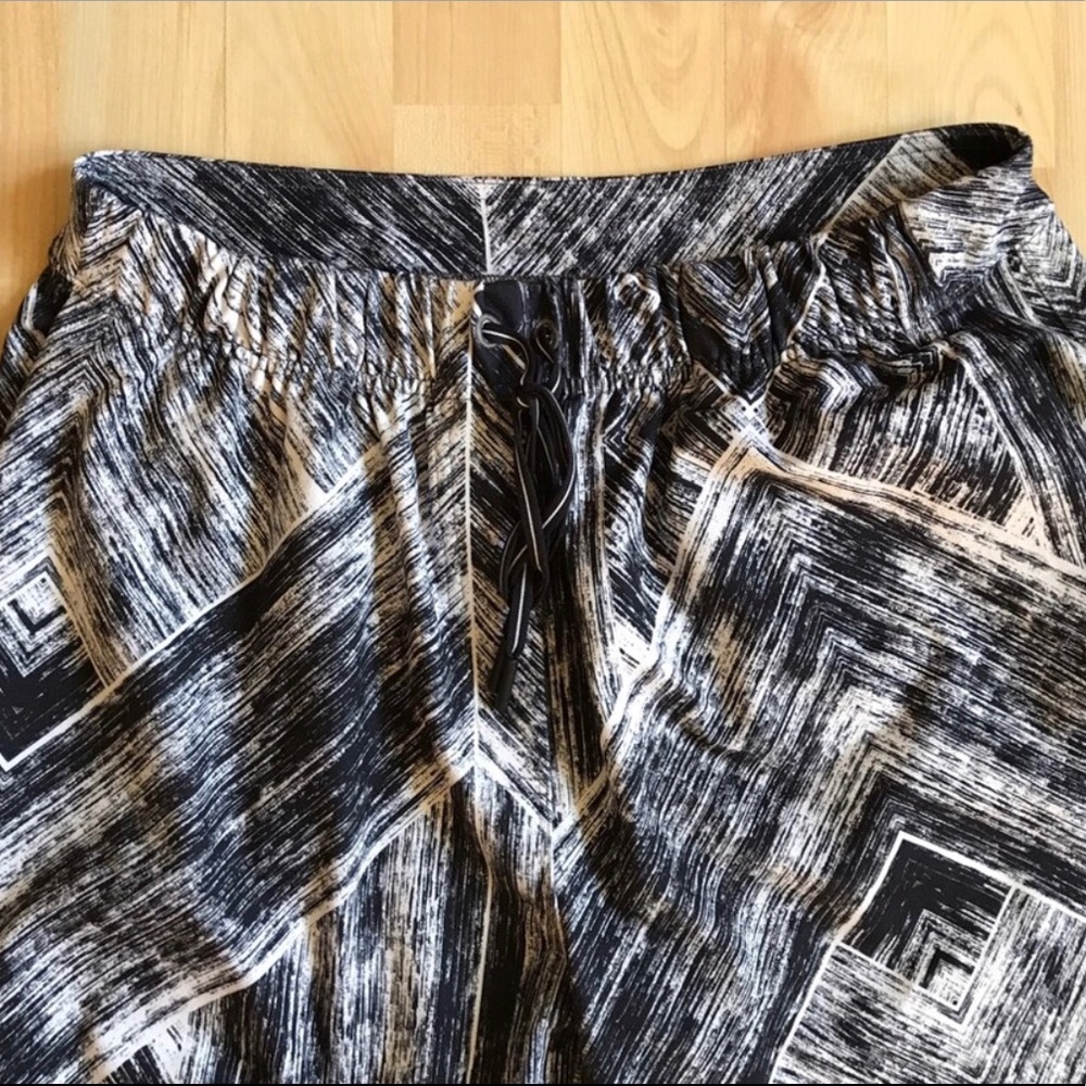 Lululemon Jet Crop Slim Jogger Pants LUON - Picture 5 of 6