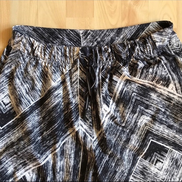 Lululemon Jet Crop Slim Jogger Pants LUON - Picture 5 of 6