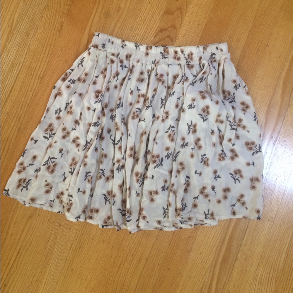 Brandy Melville floral skirt