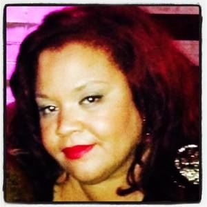 Meet your Posher, Joelle