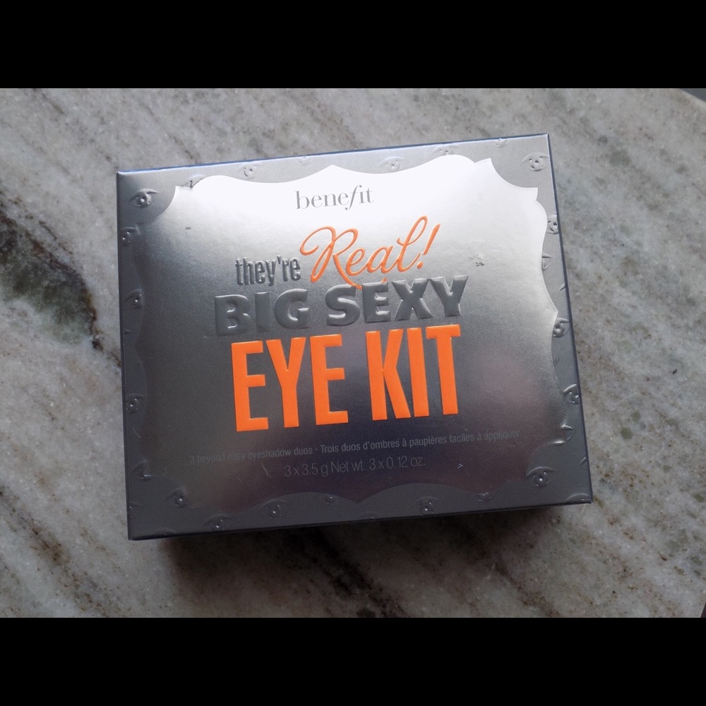Benefit Eyeshadow Set
