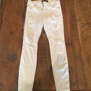 Mid rise ripped jeggings