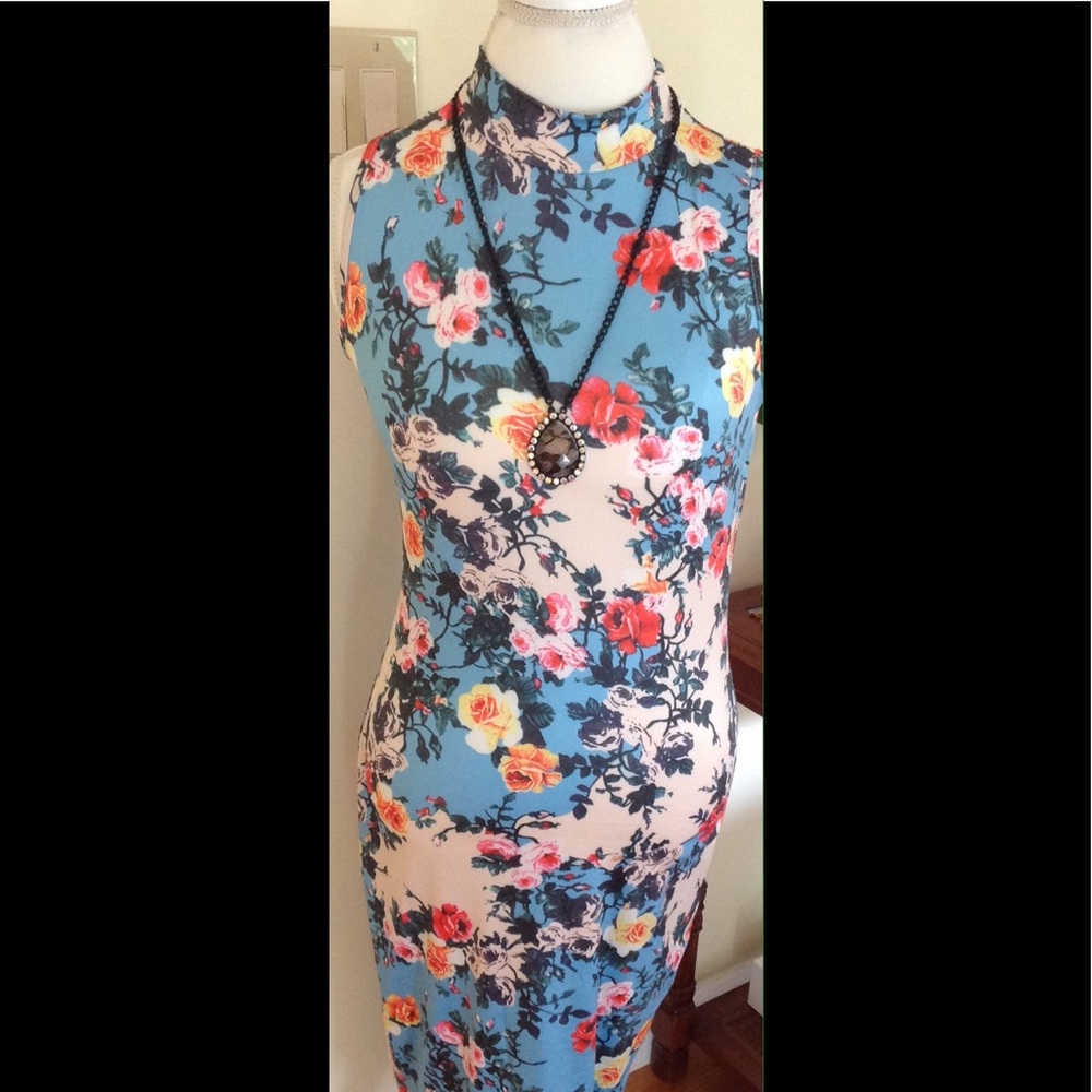 Last 1 📣1/31 HP🚨Floral Printed MidiSheath Dress - Picture 6 of 8