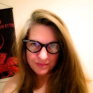 Meet your Posher, Lori