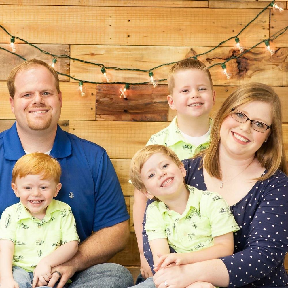 Meet your Posher, Santana