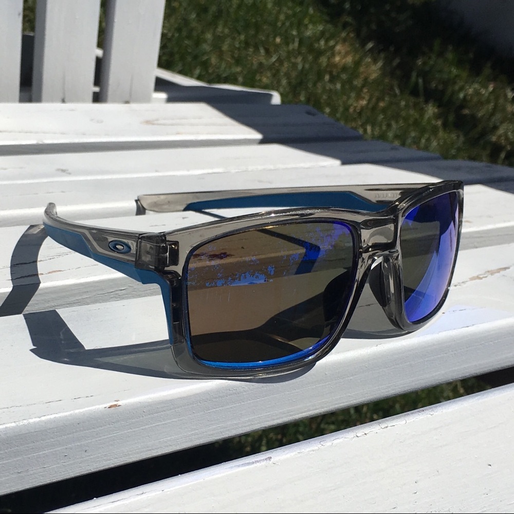 Oakley Mainlink prism