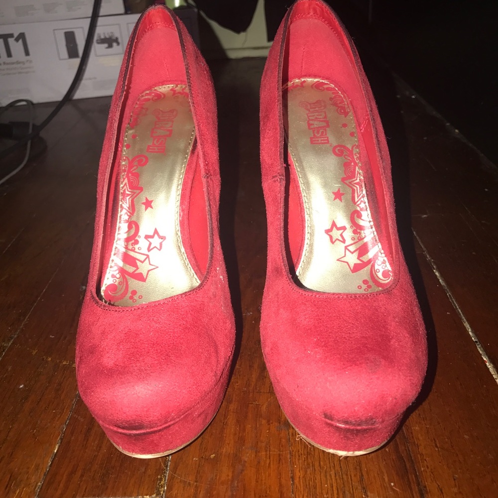 Red Heels - Picture 2 of 2