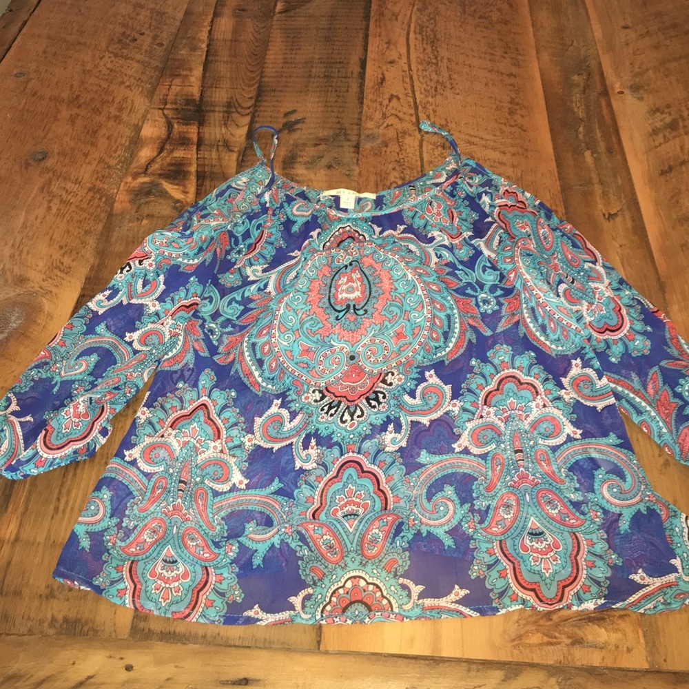 Floral cold shoulder top