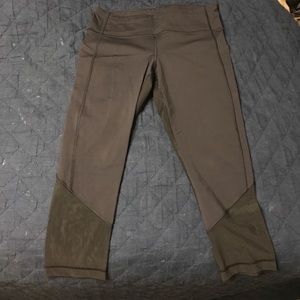 Lululemon Athletica marathon crop - never worn