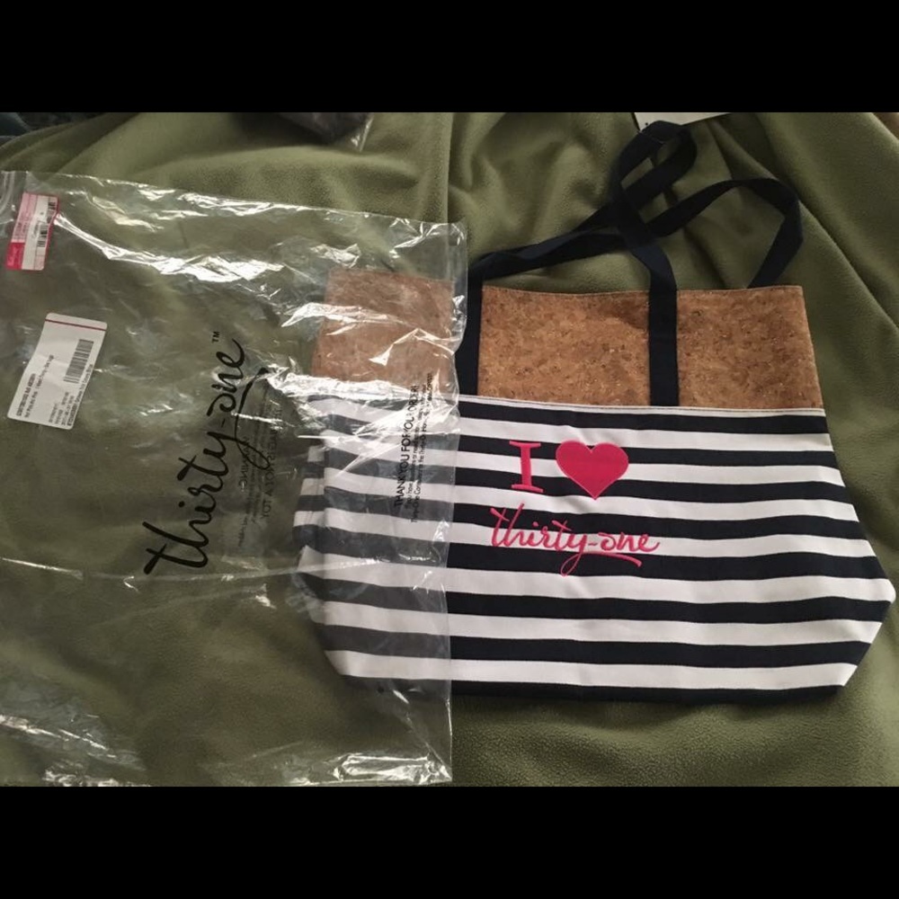 Thirty One Getaway Tote