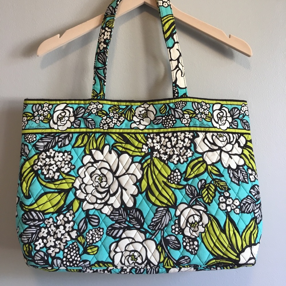 Colorful Vera Bradley tote