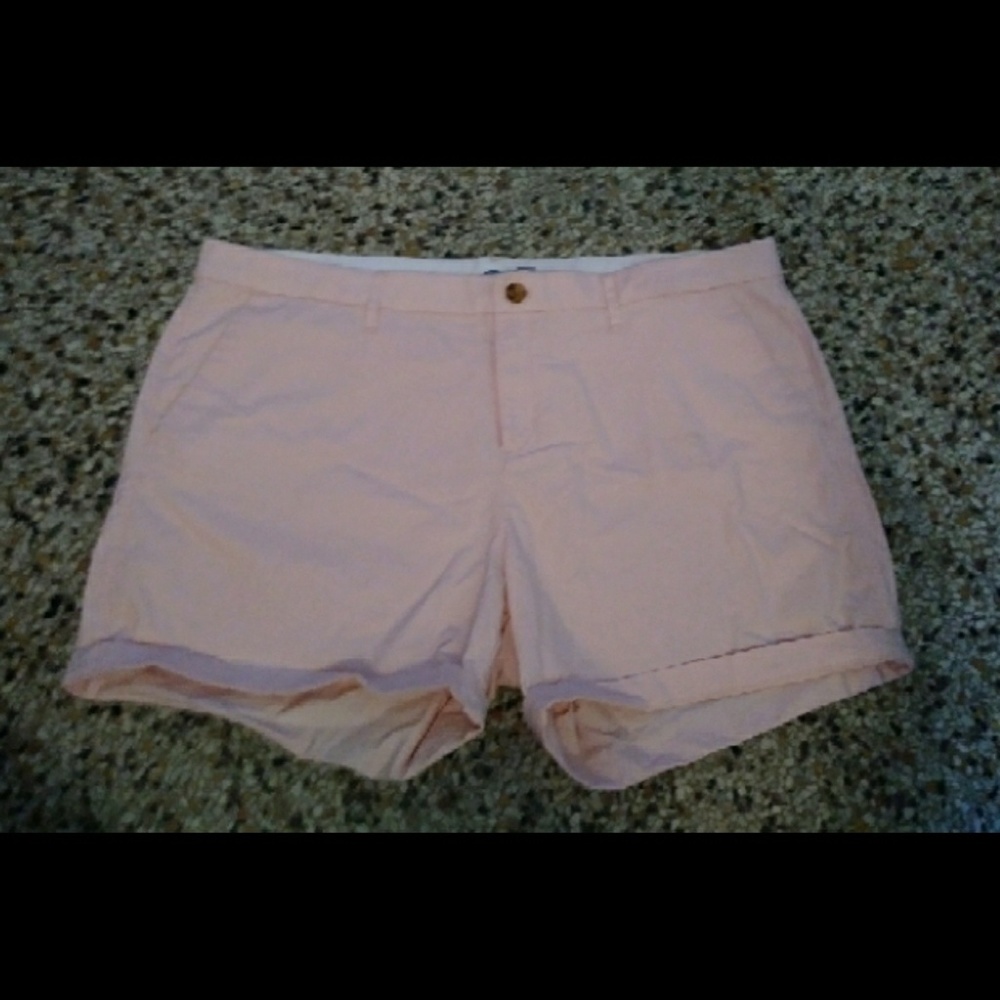 Old navy baby pink shorts