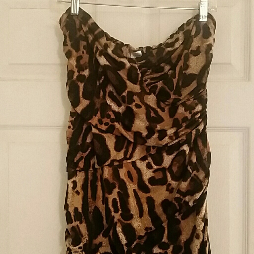 BRAND NEW LEOPARD STRAPLESS MAXI DRESS!!!