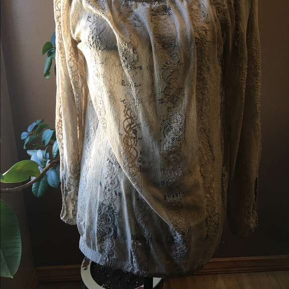 BEIGE LACE LONG SLEEVE TOP SIZE LARGE - Picture 3 of 4