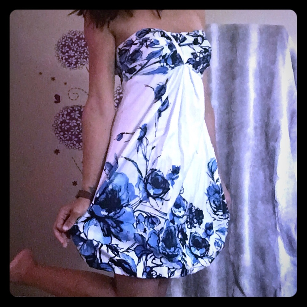 Cache sleeveless special occasion cocktail dress