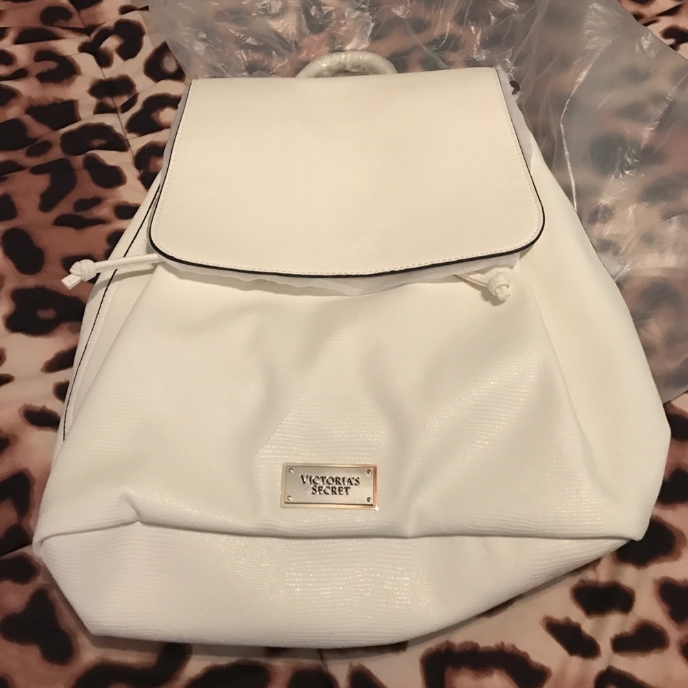 NWOT Victoria's Secret flawed backpack